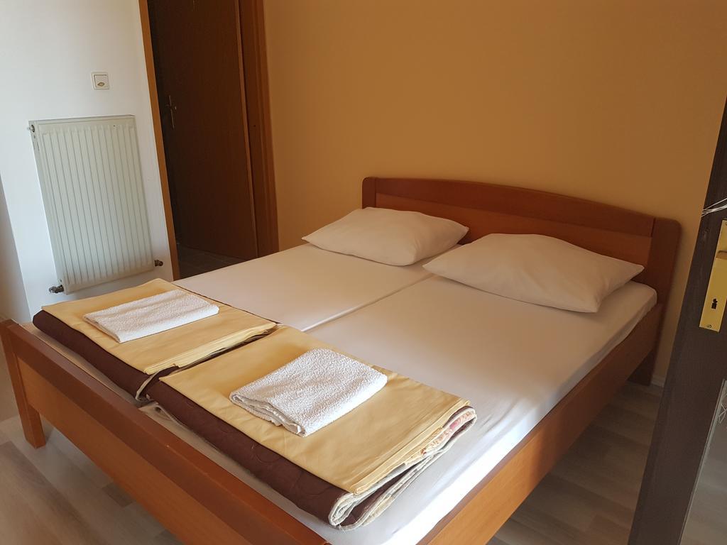 Rooms Hunter Malinska Esterno foto